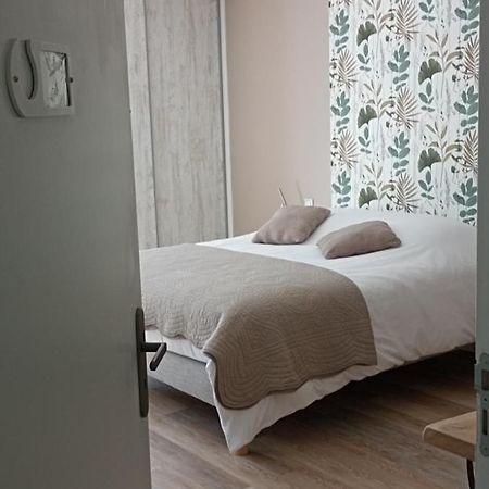 Chambres Et Tables D'Hotes " O Doux Matins " Aux Portes De Chinon Riviere  ภายนอก รูปภาพ