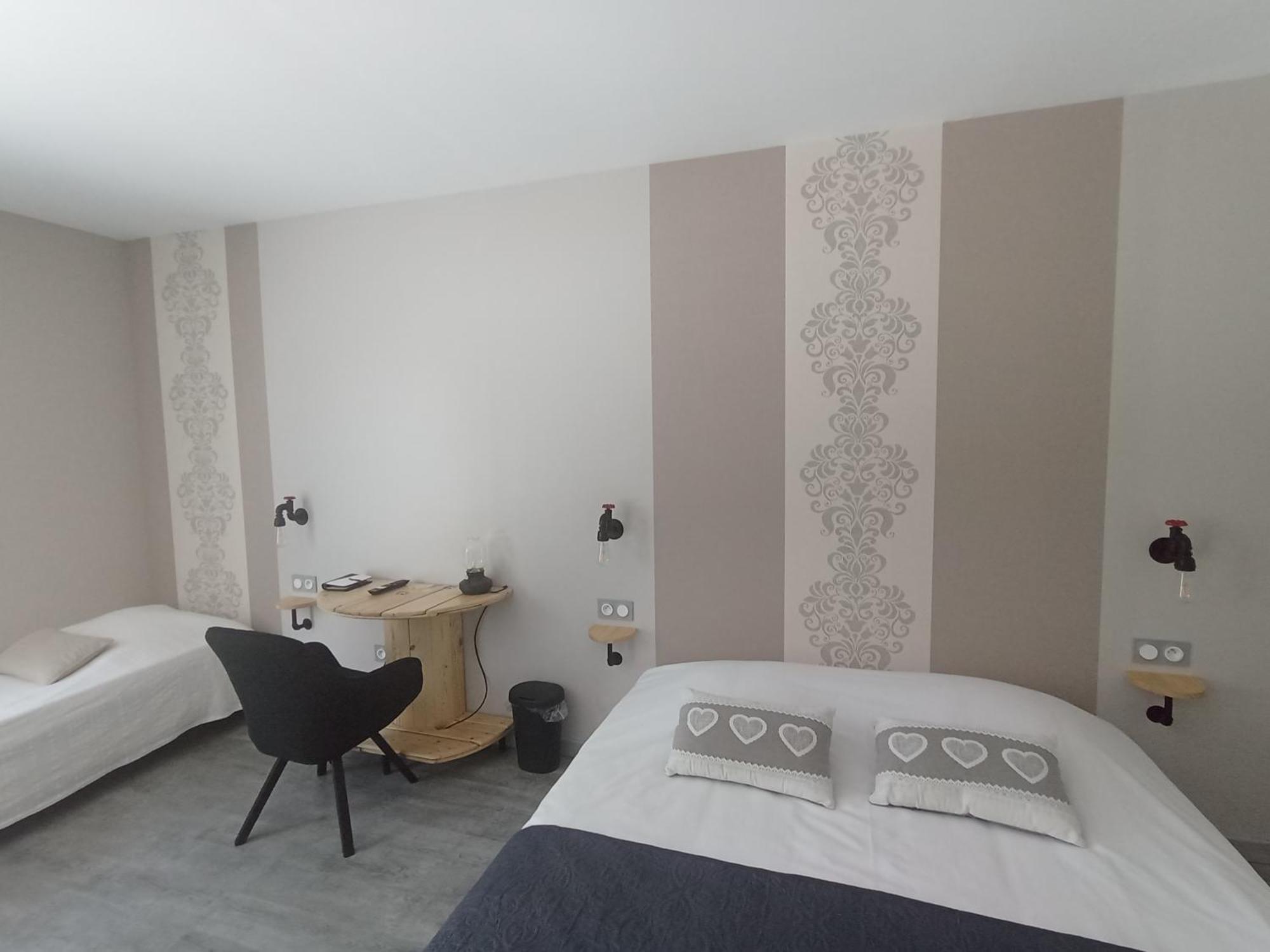 Chambres Et Tables D'Hotes " O Doux Matins " Aux Portes De Chinon Riviere  ภายนอก รูปภาพ